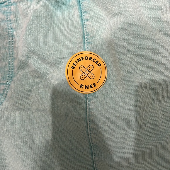 Cat & Jack Sweatsuit - Picture 5 of 8